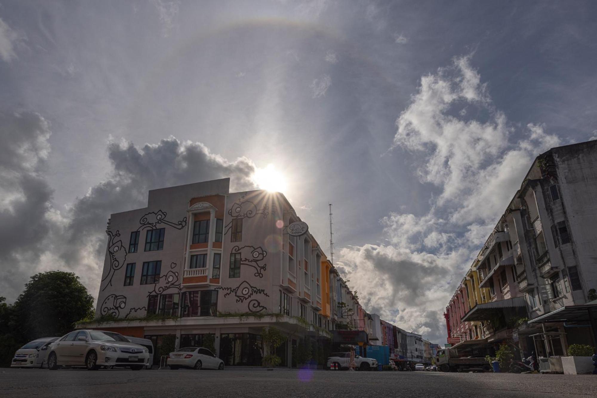 Chamemon Bed Phuket Town Hotel ภายนอก รูปภาพ